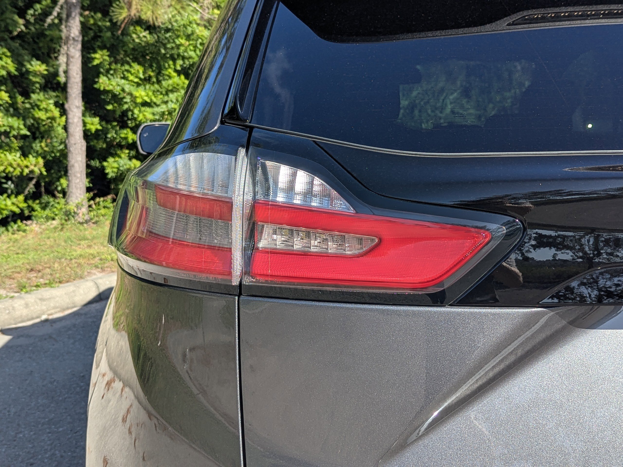 2024 Ford Edge ST-Line photo 9