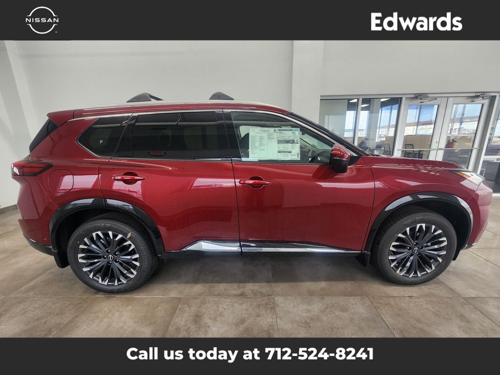 2026 Nissan Rogue Platinum's photo