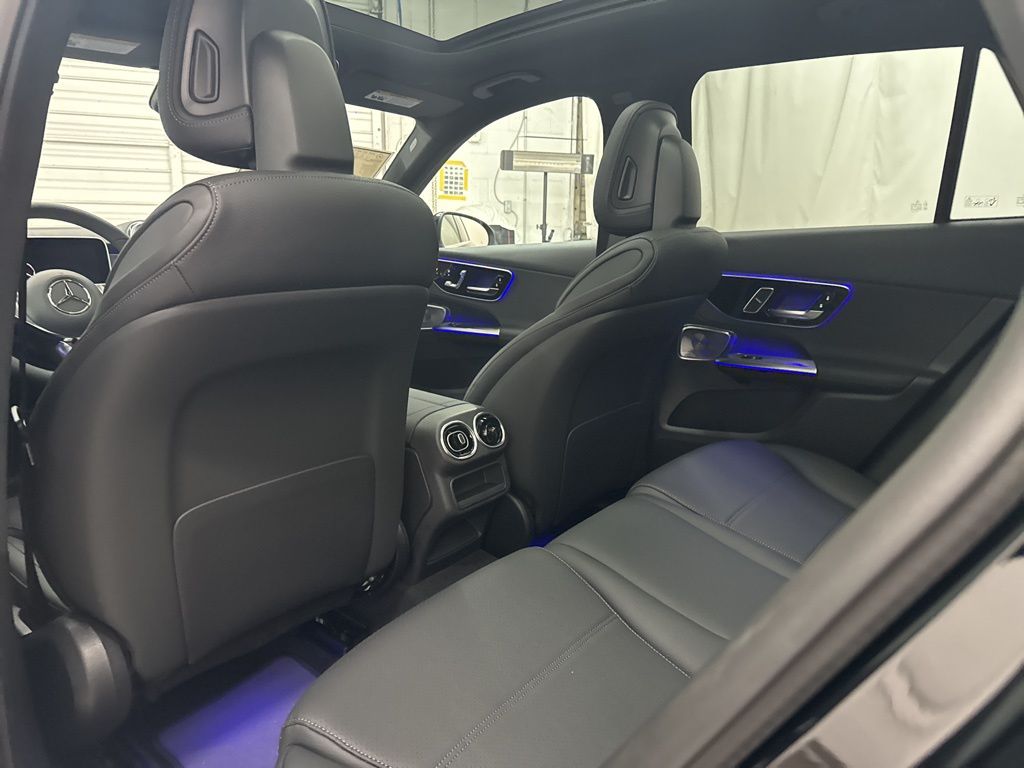 2026 Mercedes Benz GLC 300 photo 14