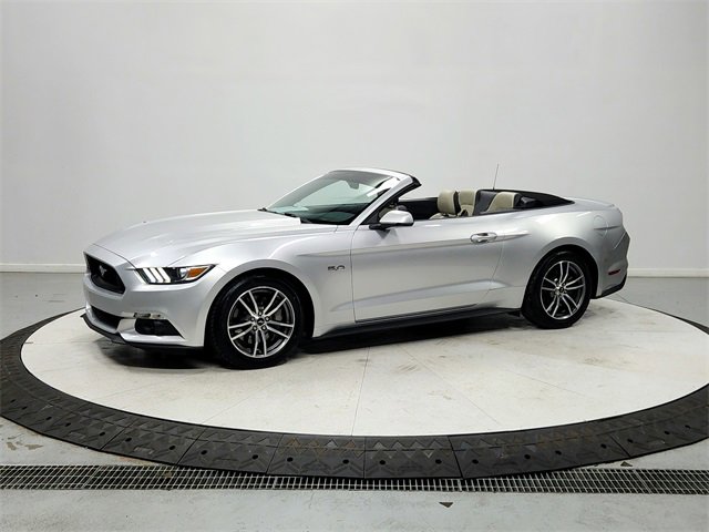 2017 Ford Mustang GT Premium photo 3