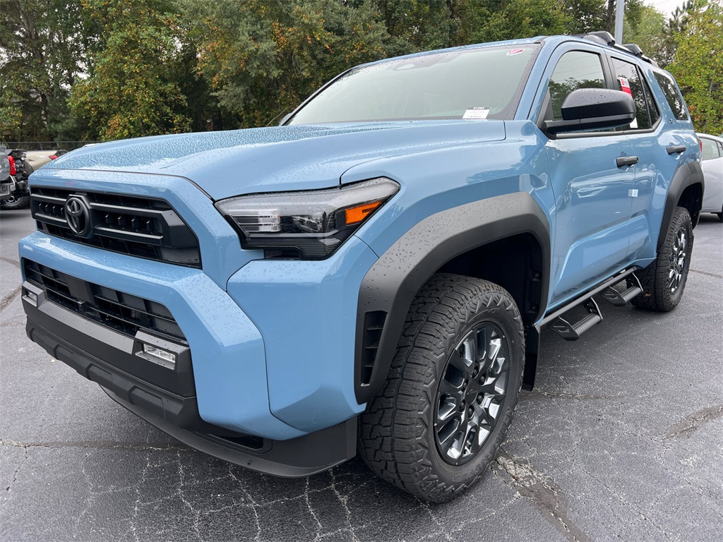 2025 Toyota 4Runner SR5 photo 7