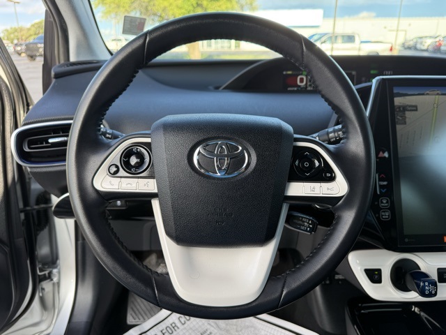 2018 Toyota Prius Two photo 15