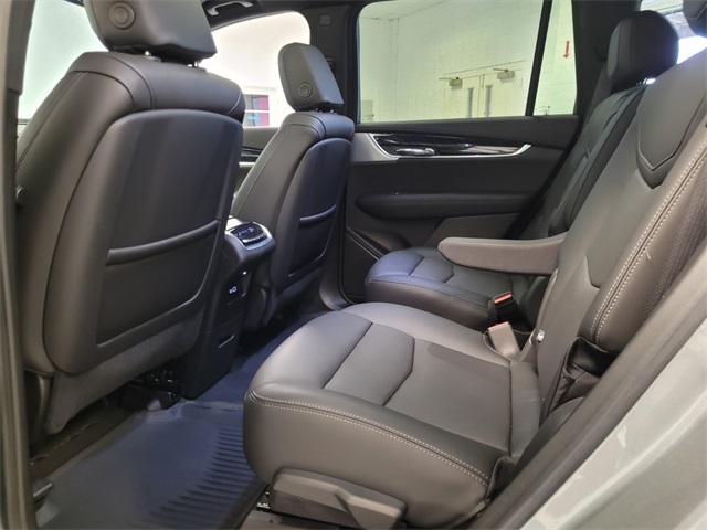 2024 Cadillac XT6 Premium Luxury photo 6
