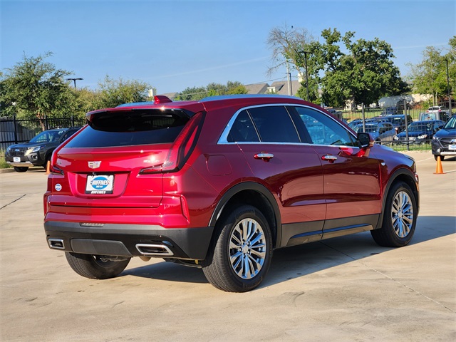 2024 Cadillac XT4 Premium Luxury photo 5