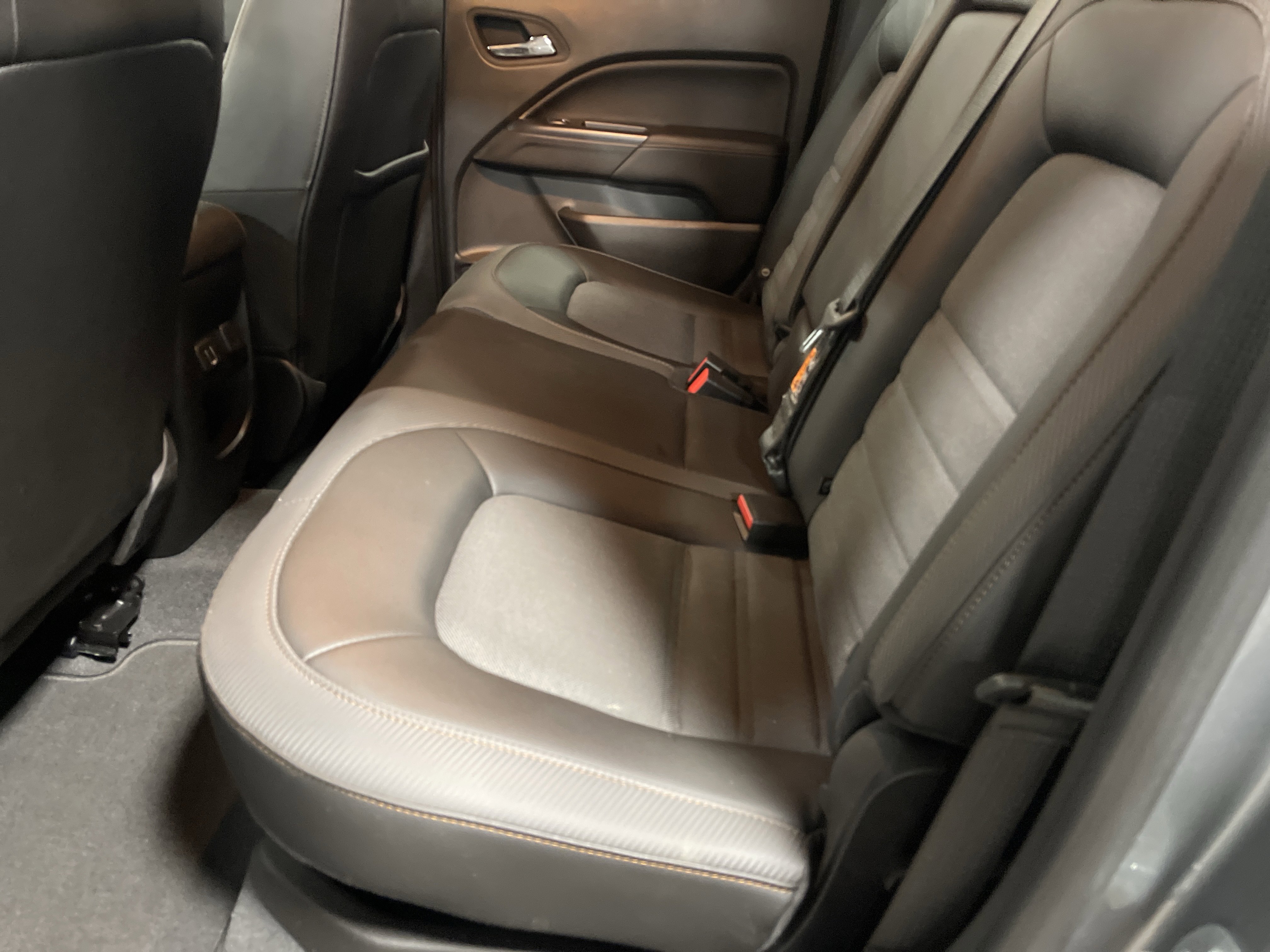 2022 Gmc Canyon AT4 photo 2