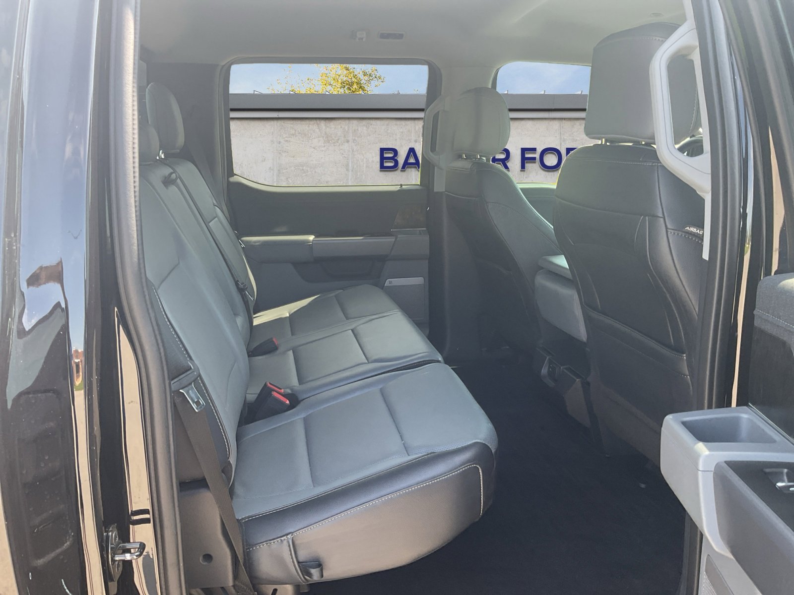 2021 Ford F-150 Lariat photo 6