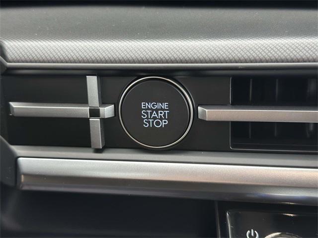 2026 Hyundai Santa Fe SE photo 4