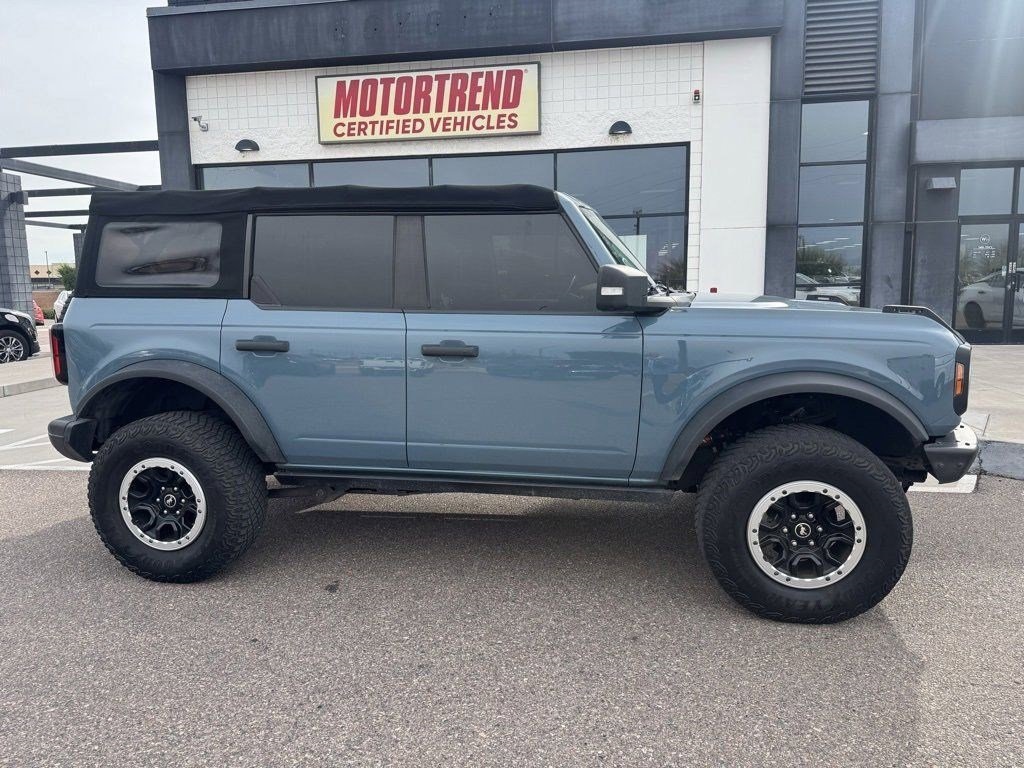 2021 Ford Bronco Badlands photo 2