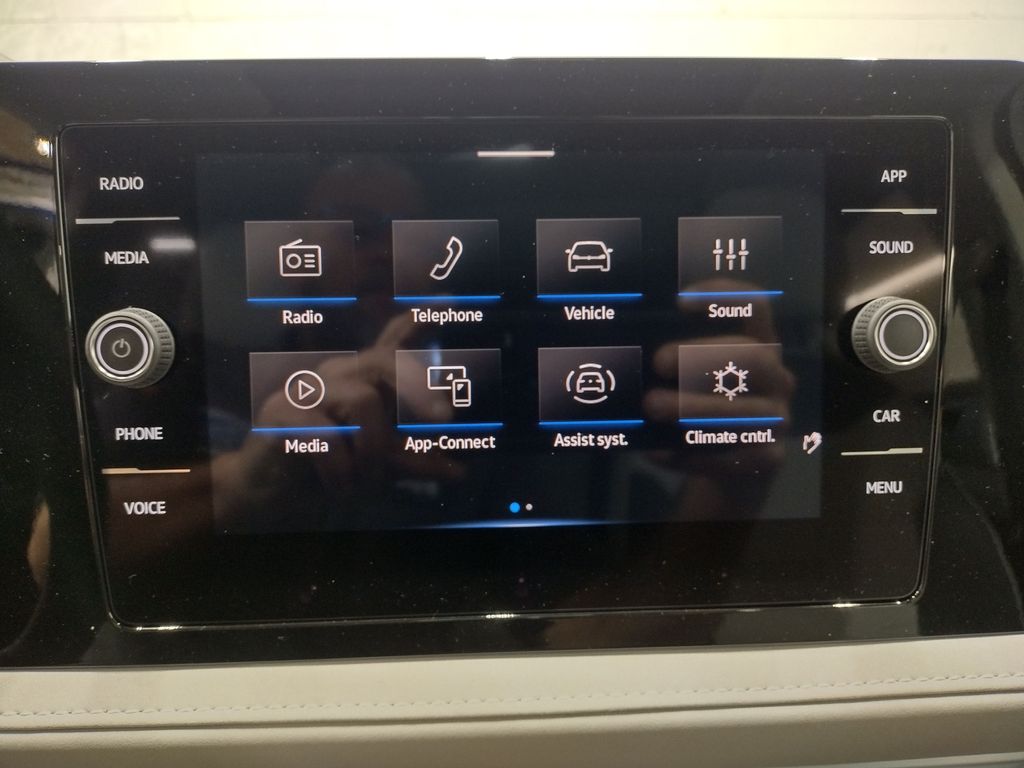 2025 Volkswagen Taos SE photo 22