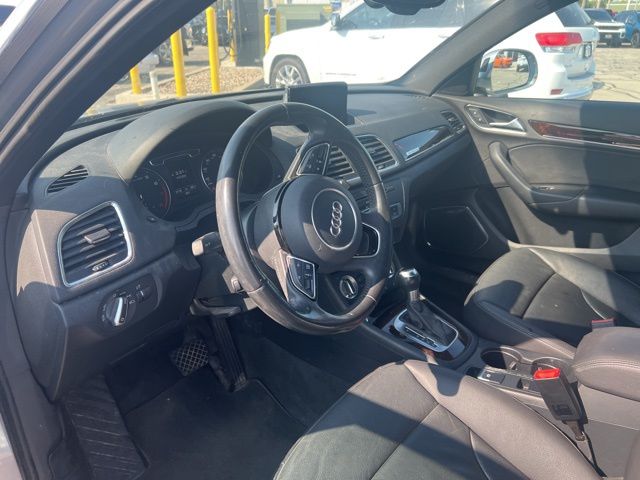 2015 Audi Q3 Prestige photo 3