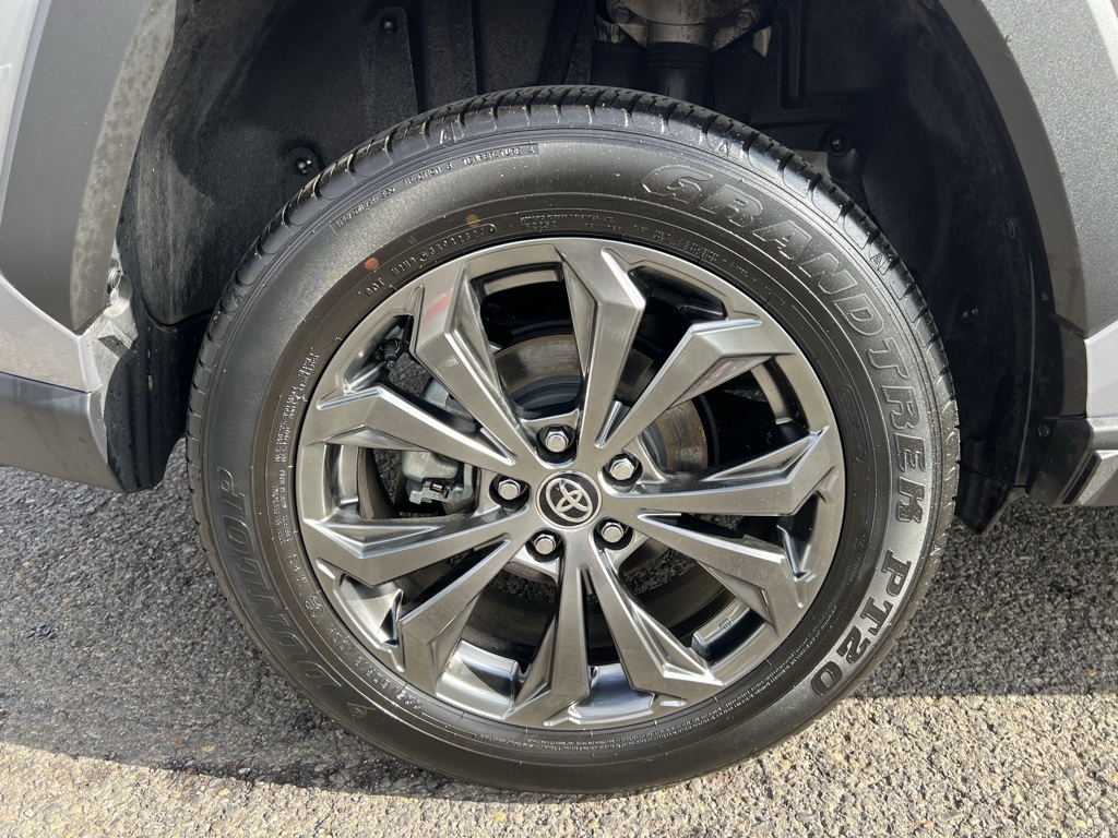 2023 Toyota RAV4 Hybrid Limited photo 4