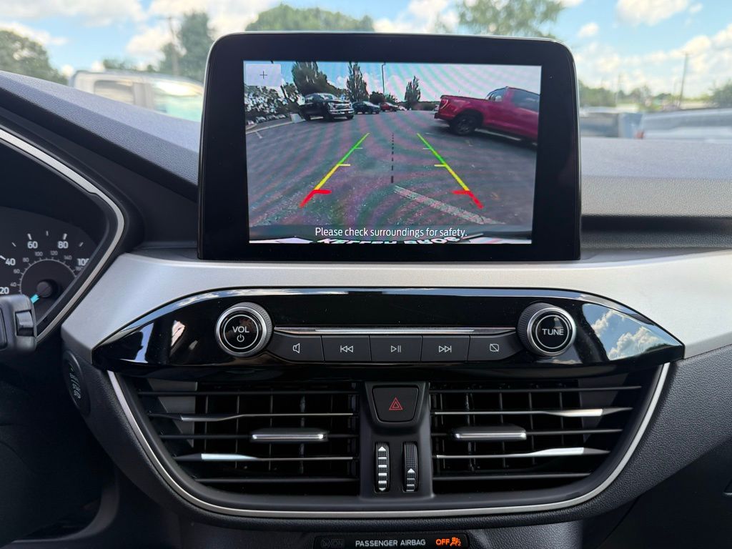 2022 Ford Escape SE photo 17