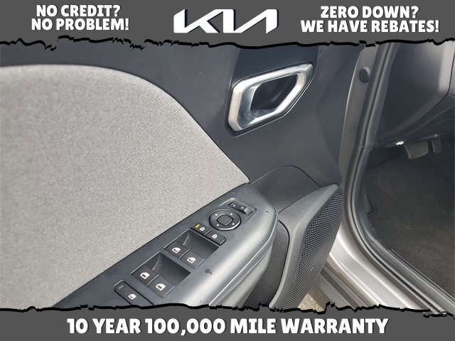 2025 Kia K4 EX photo 18