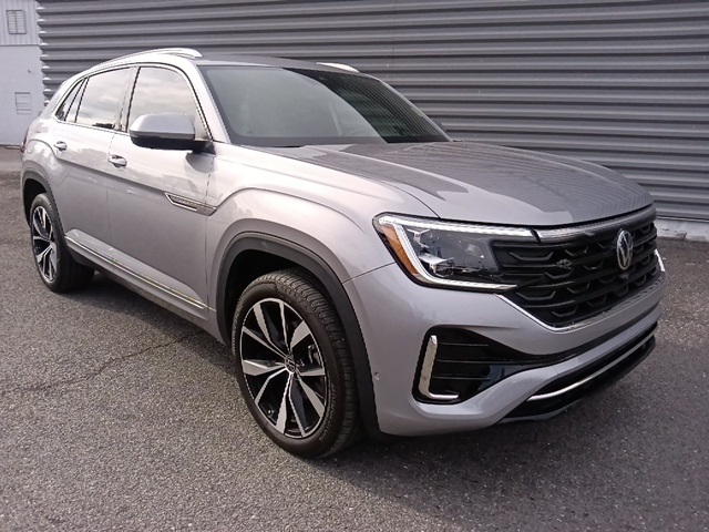2024 Volkswagen Atlas Cross Sport SEL Premium R-LINE's photo