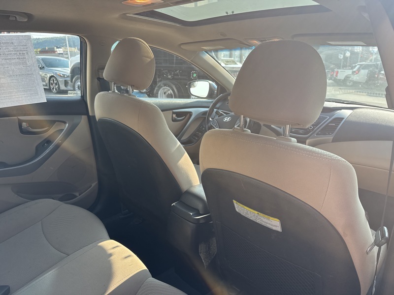 2016 Hyundai Elantra Value Edition photo 8