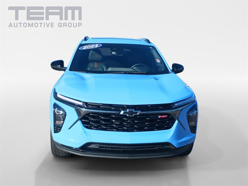 2024 Chevrolet Trax photo 2