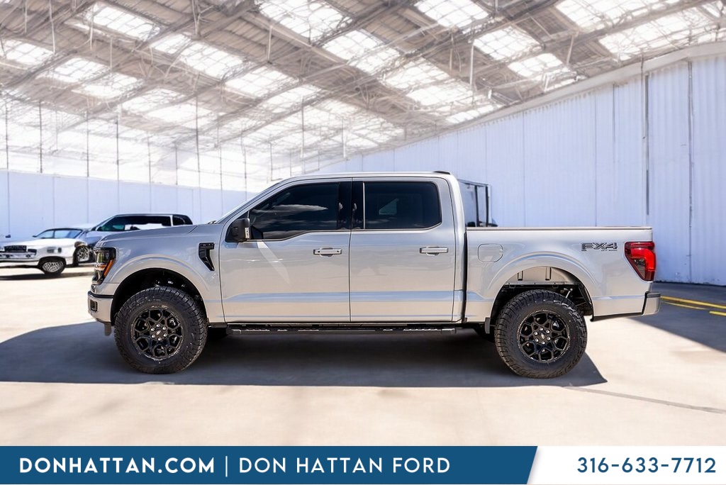 2025 Ford F-150 XLT photo 2
