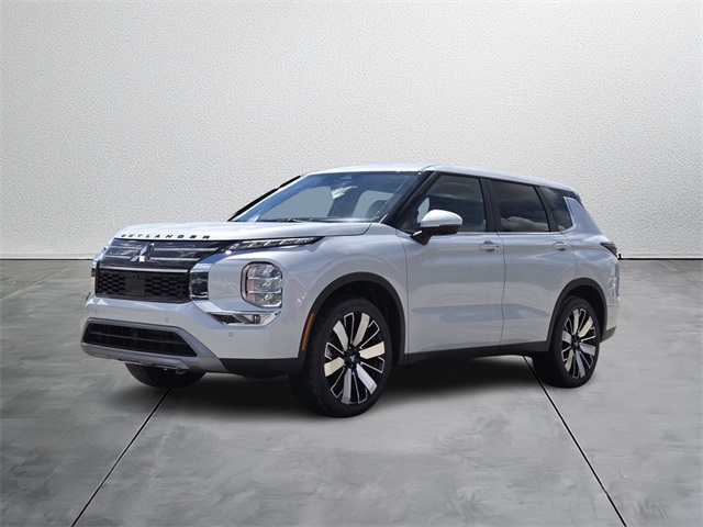 2025 Mitsubishi Outlander SE photo 3