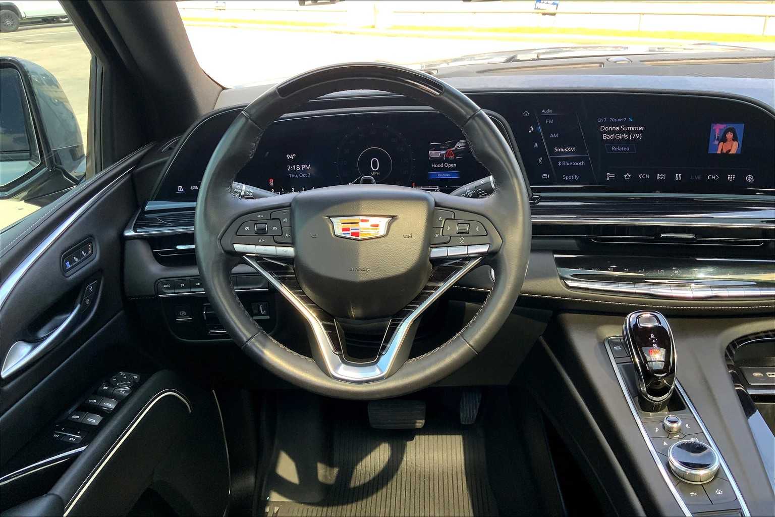 2023 Cadillac Escalade Sport photo 4