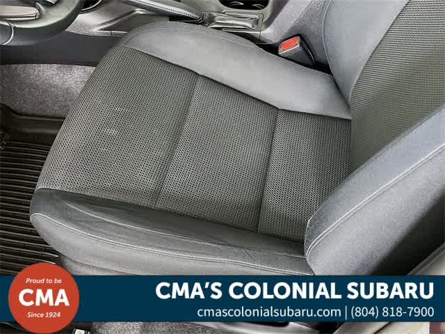 2016 Toyota RAV4 XLE photo 18