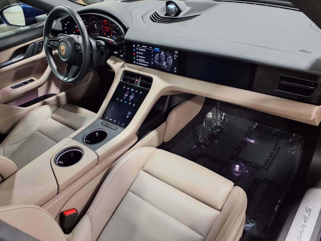 2024 Porsche Taycan 4S Cross Turismo photo 25
