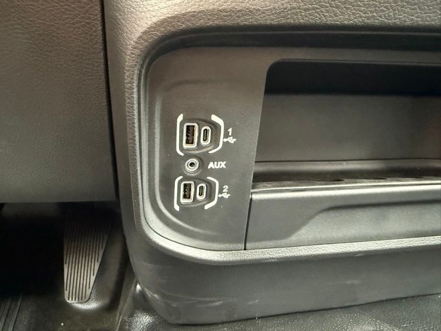 2022 Ram 3500 Tradesman photo 23