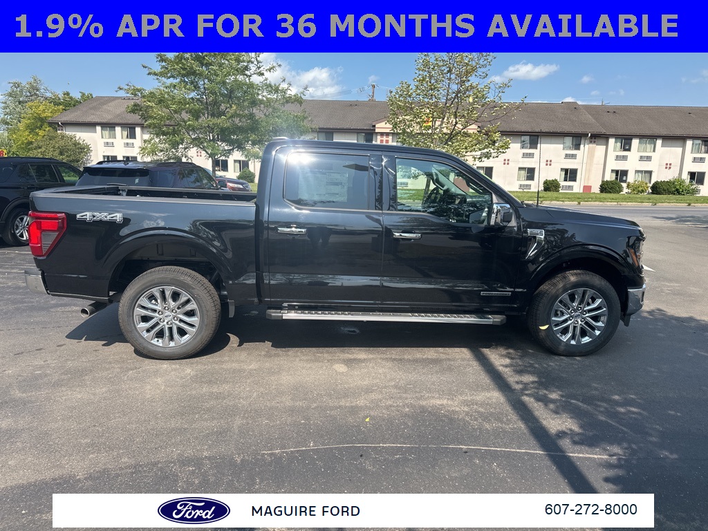 2025 Ford F-150 XLT photo 3