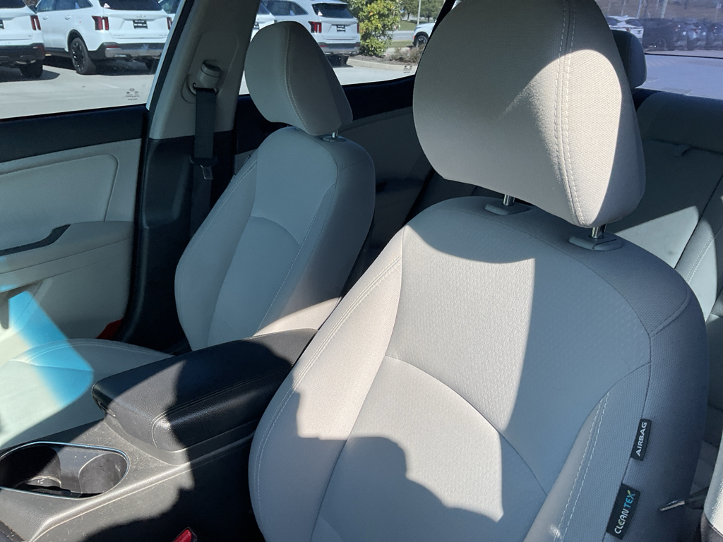 2015 Kia Optima LX photo 14