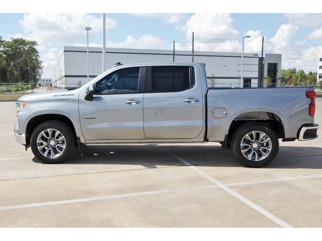 2026 Chevrolet Silverado 1500 LT photo 3