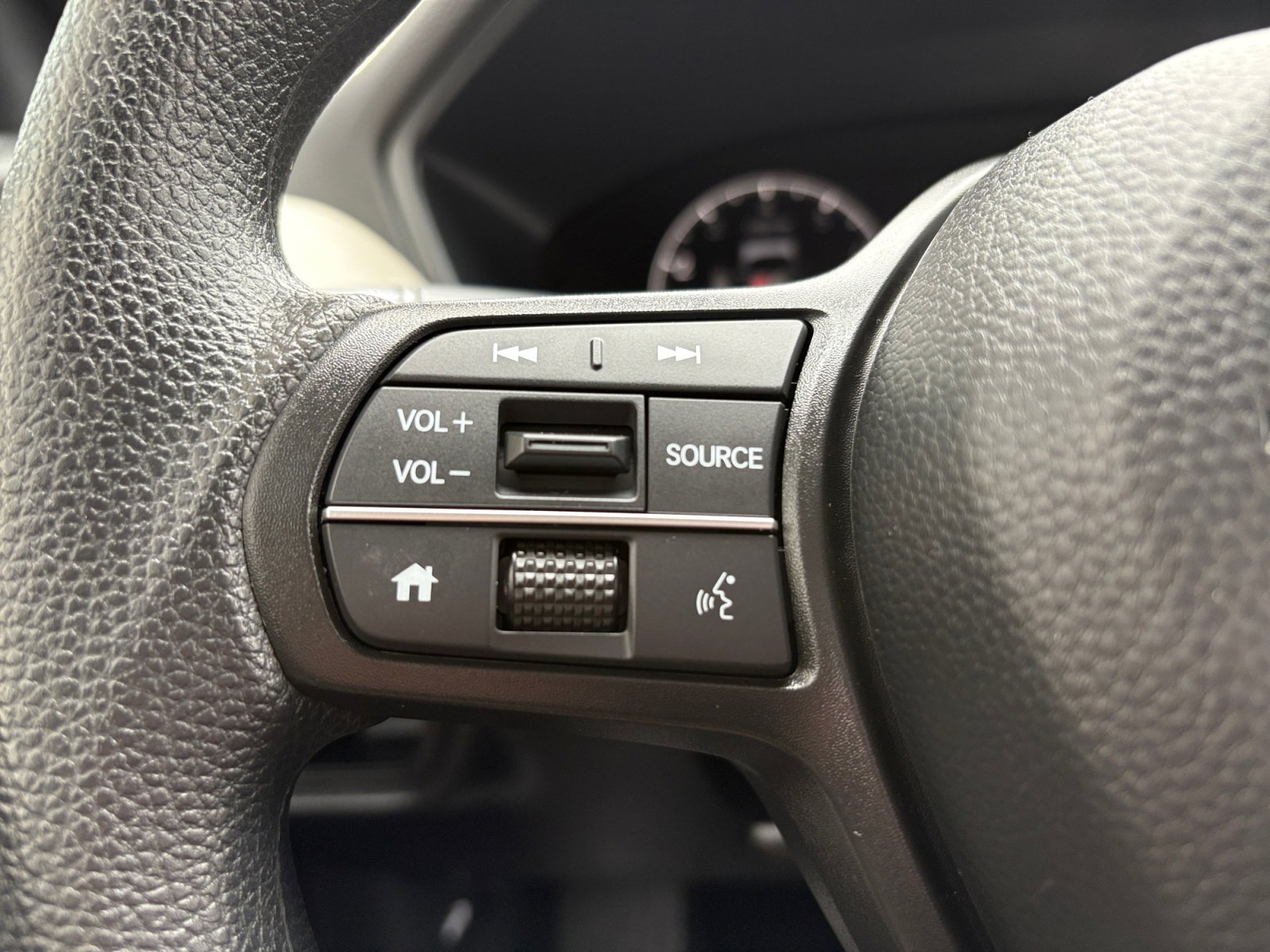 2025 Honda HR-V LX photo 10