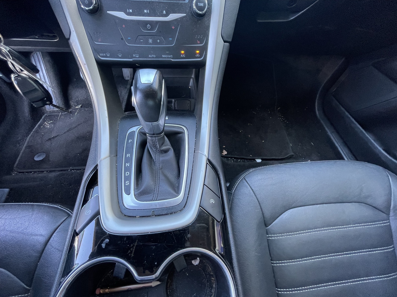 2015 Ford Fusion SE photo 15