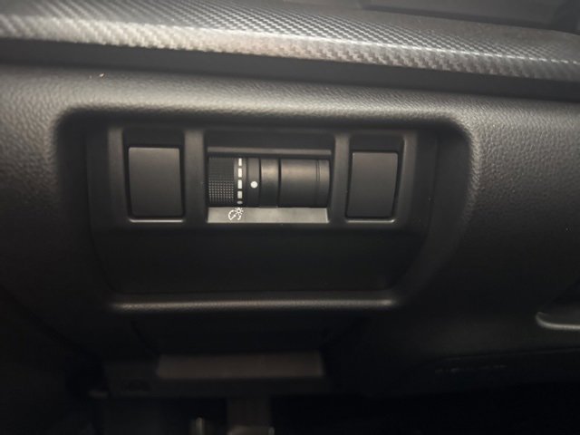 2025 Subaru Crosstrek Limited photo 13