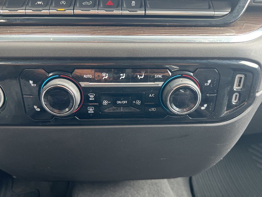 2023 Chevrolet Silverado 1500 LT photo 13