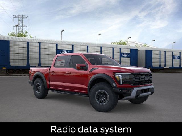 2025 Ford F-150 Raptor photo 2