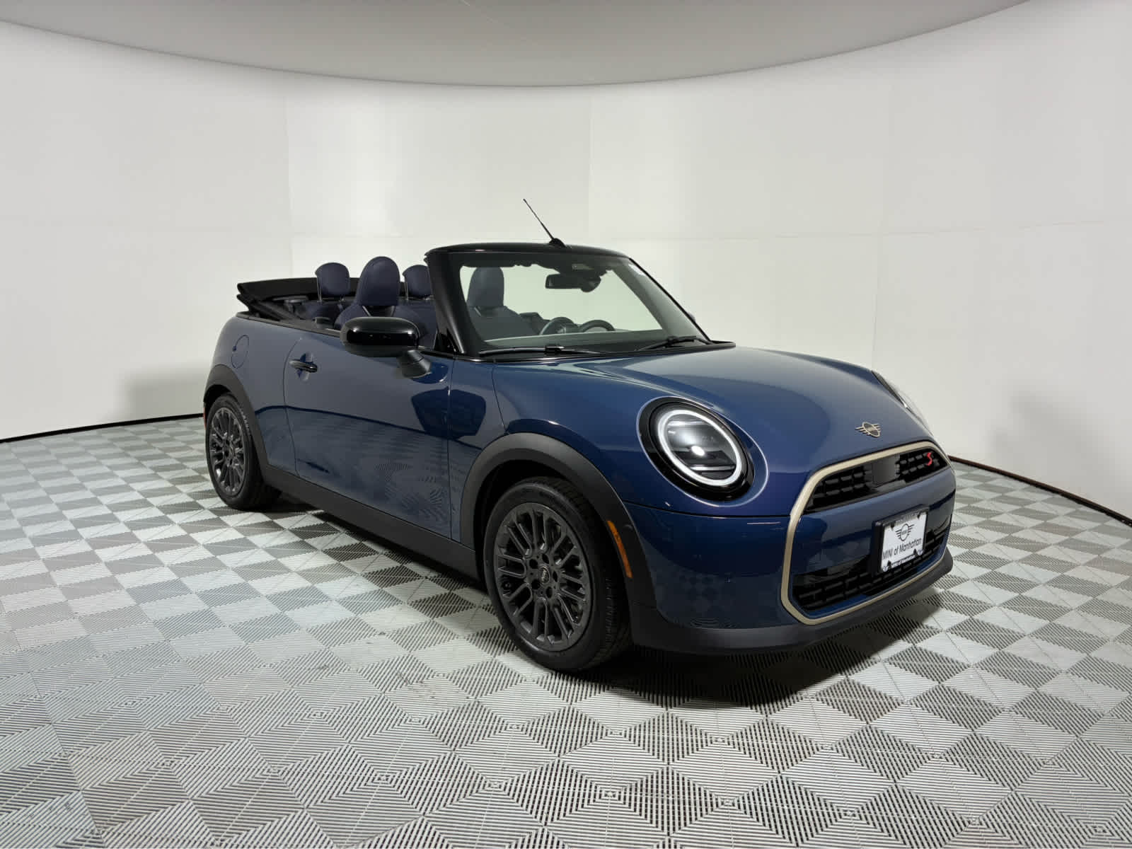 2026 MINI Convertible S's photo