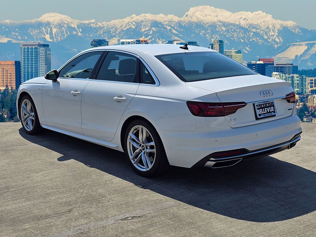 2023 Audi A4 S line Quattro Premium Plus photo 5