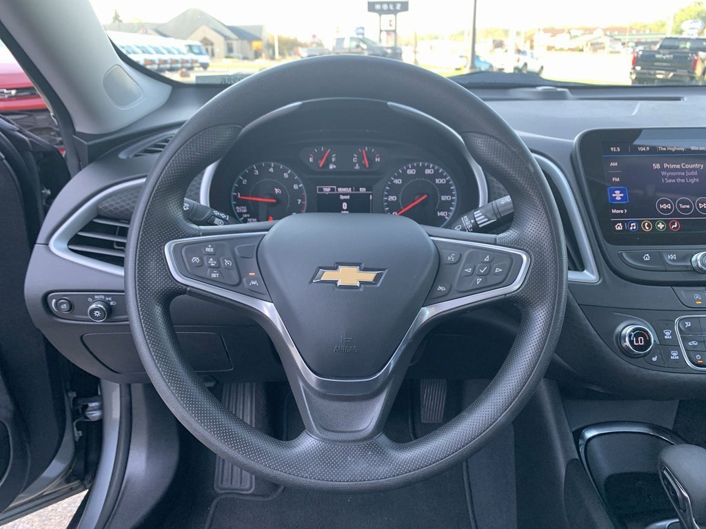 2023 Chevrolet Malibu 1LT photo 6