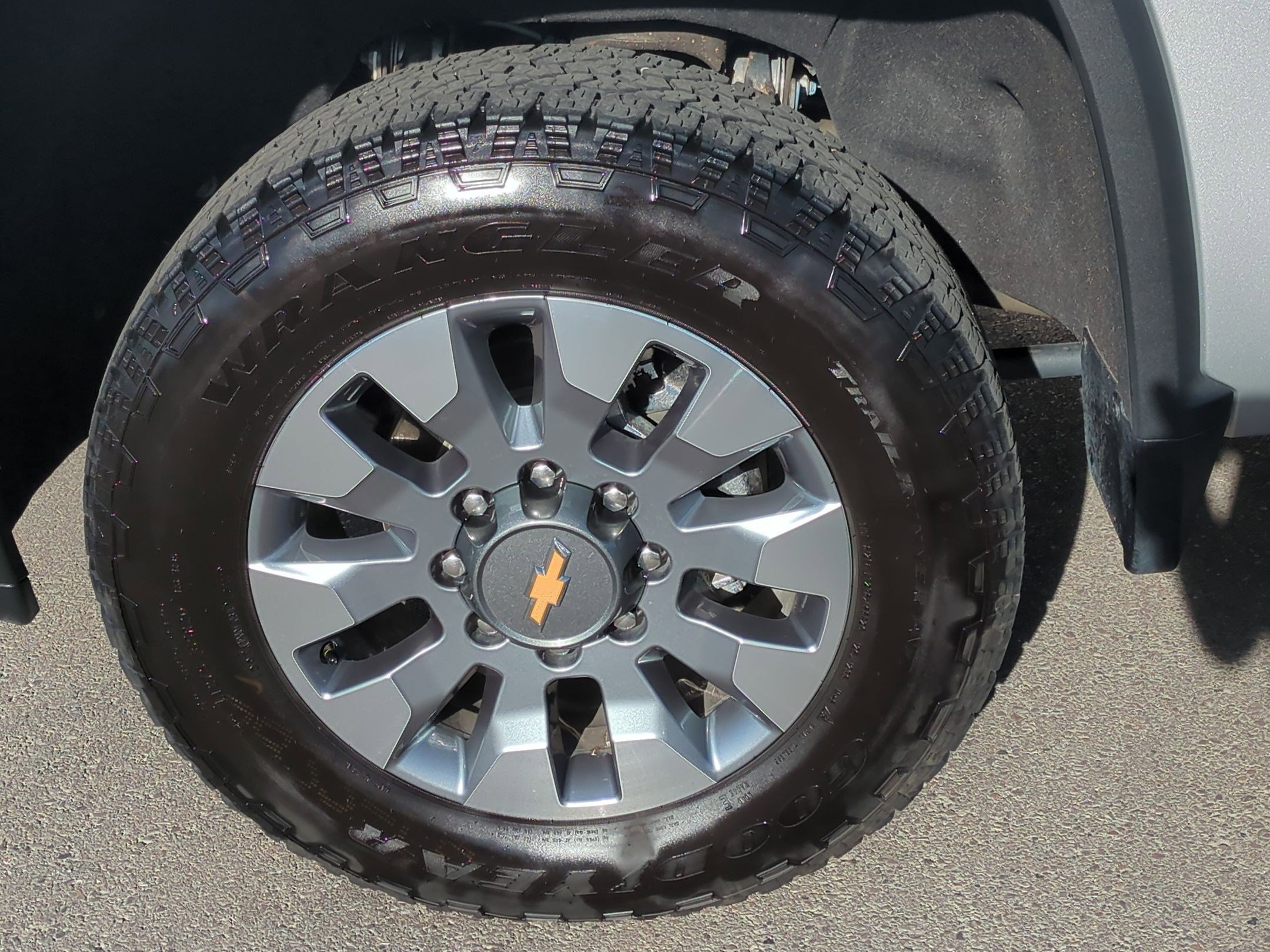 2022 Chevrolet Silverado 2500HD Custom photo 10