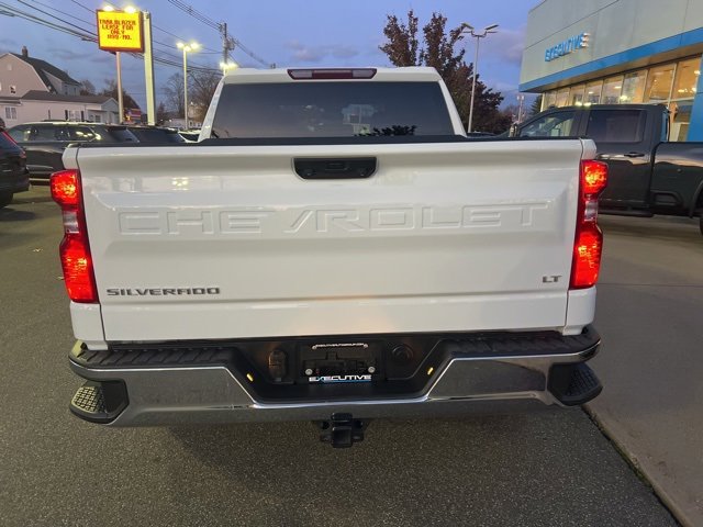 2022 Chevrolet Silverado 1500 LT photo 4