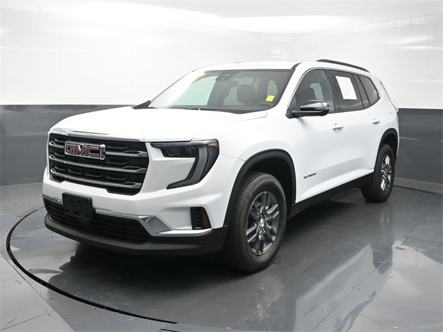 2025 GMC Acadia Elevation's photo
