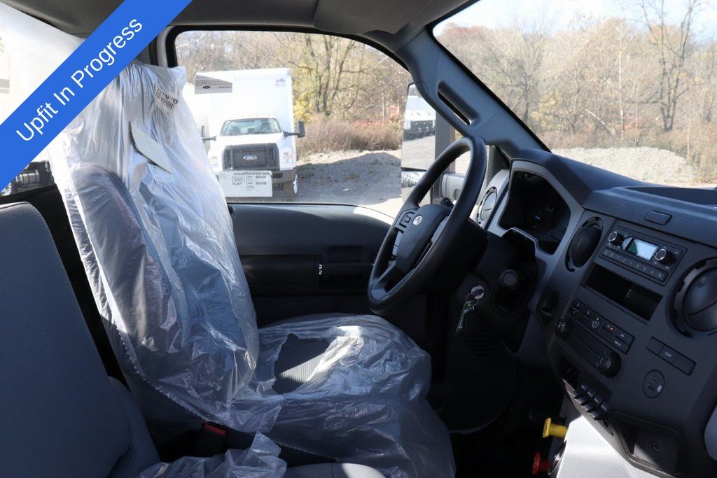 2026 Ford F-750 photo 8