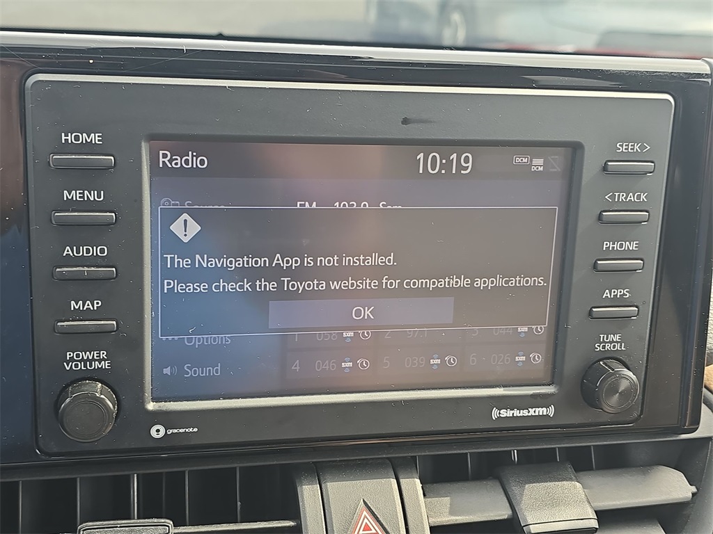2022 Toyota RAV4 XLE photo 21
