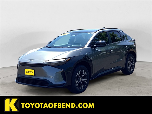 2025 Toyota bZ4X XLE's photo