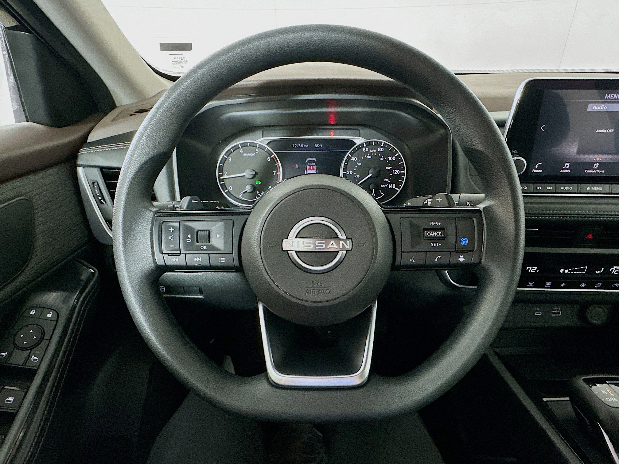 2023 Nissan Rogue SV photo 9