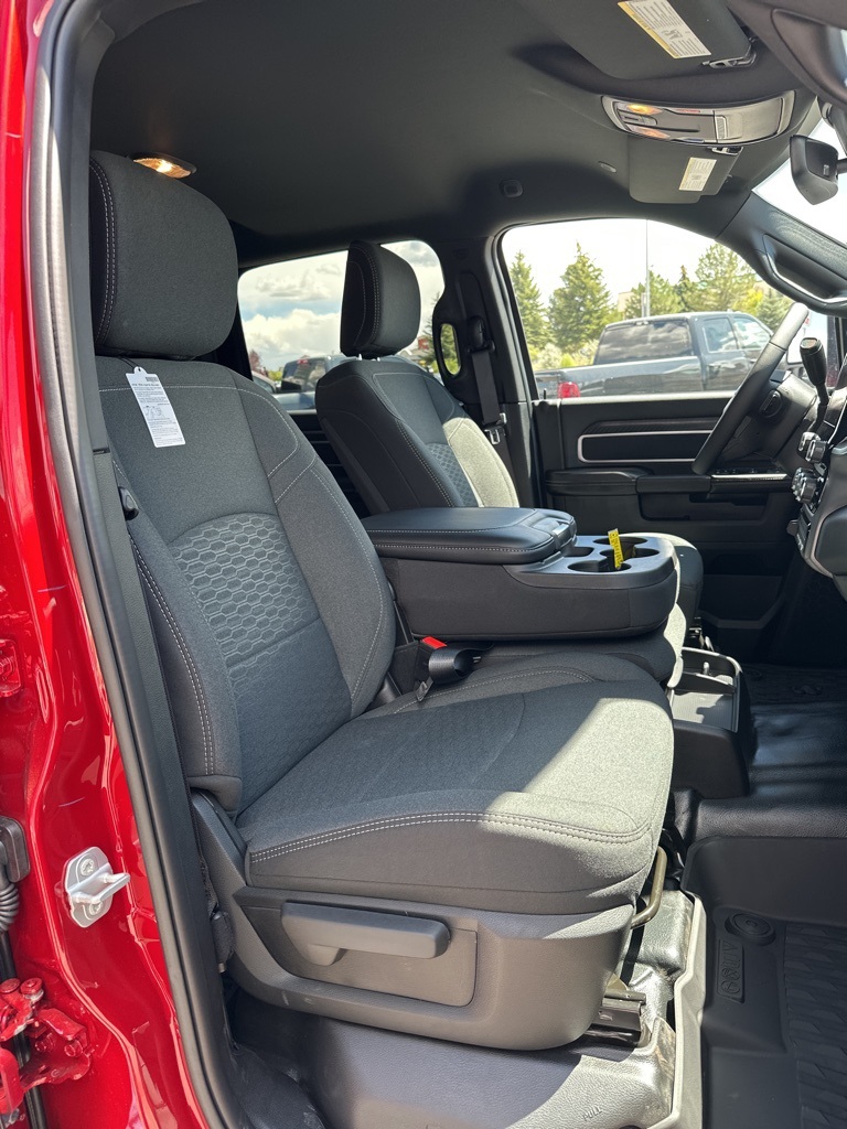 2025 Ram 2500 Big Horn photo 41