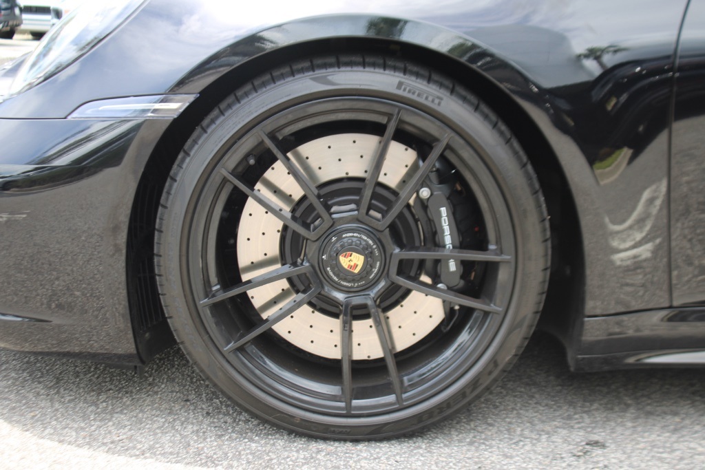 2023 Porsche 911 Targa 4 GTS photo 14