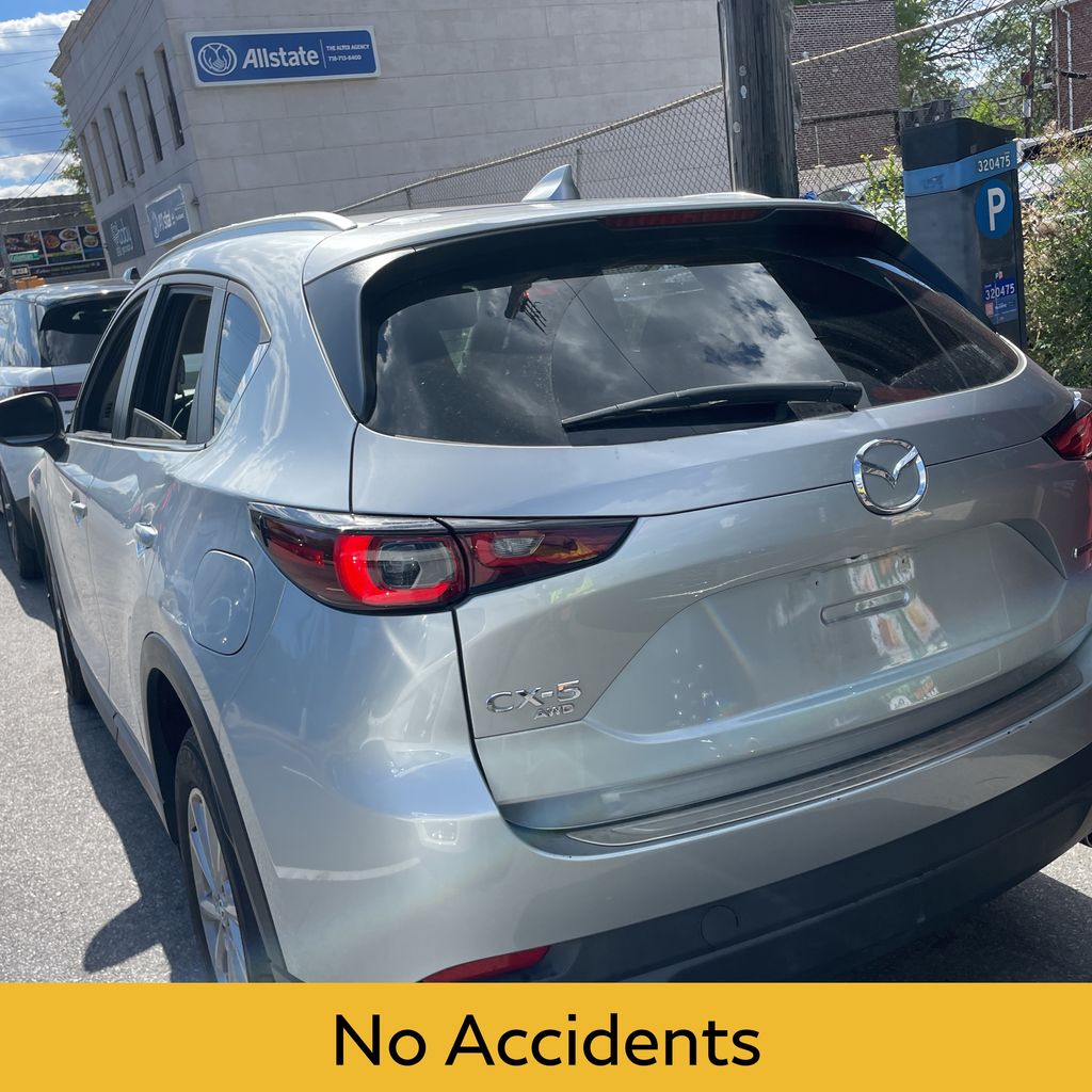 2023 Mazda CX-5 2.5 S Preferred photo 3