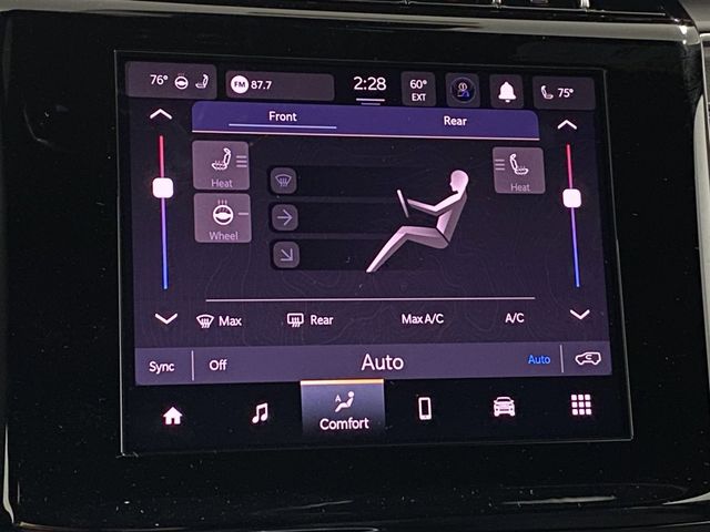 2025 Jeep Grand Cherokee Altitude photo 18