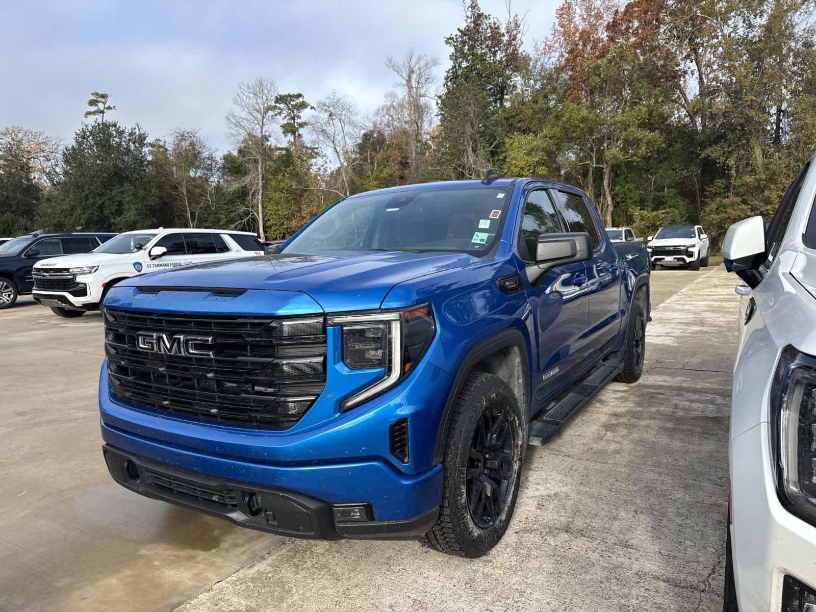 2023 GMC Sierra 1500 Elevation's photo