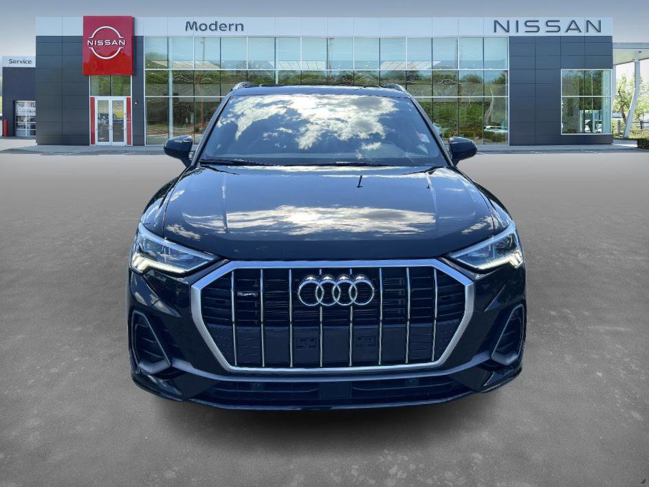 2024 Audi Q3 S line Premium photo 2
